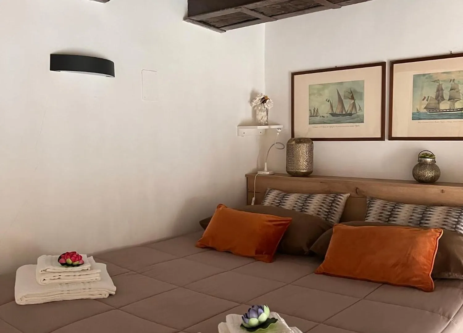 Monastero Flat Apartment Naples Italy